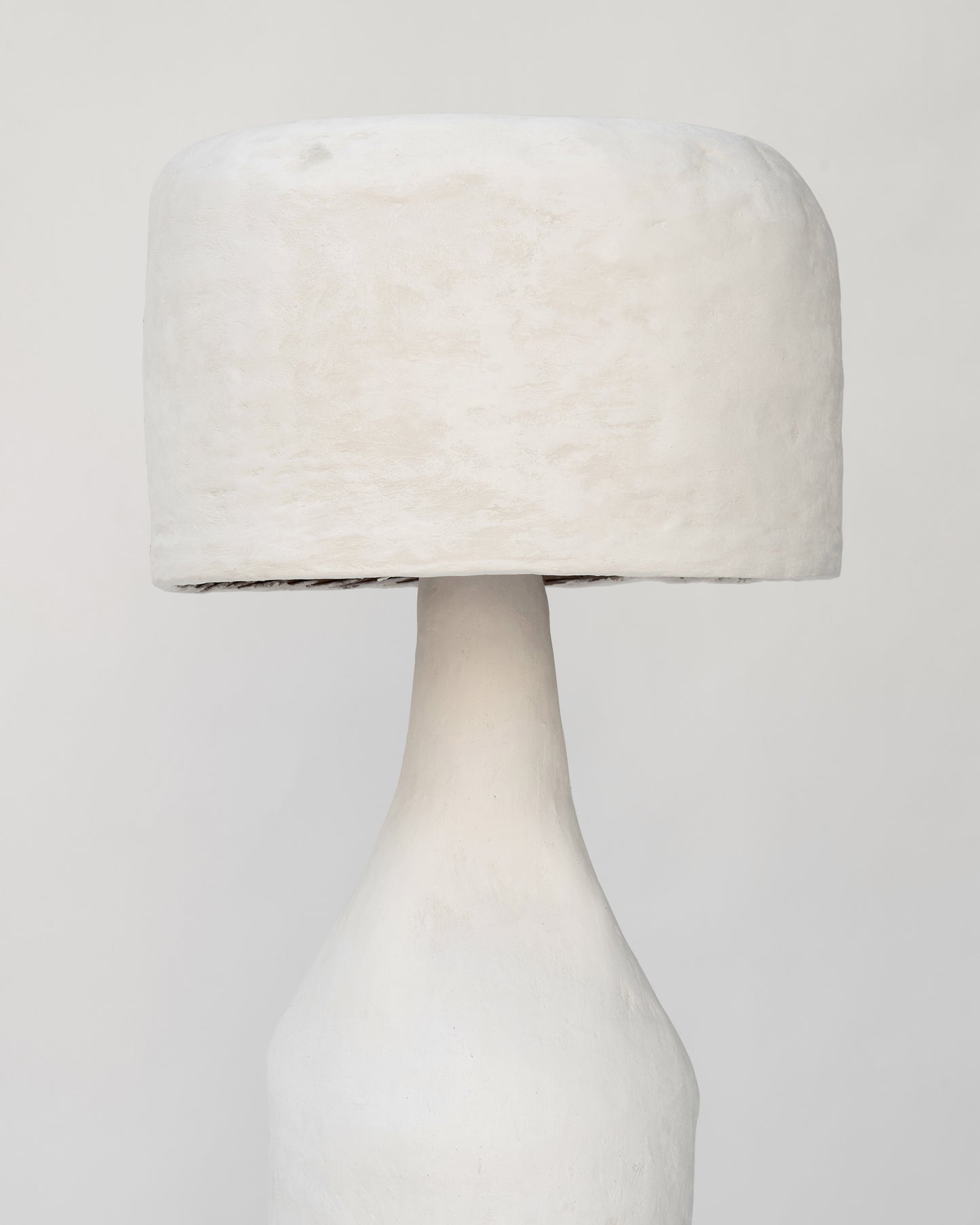 FLOOR LAMP 01