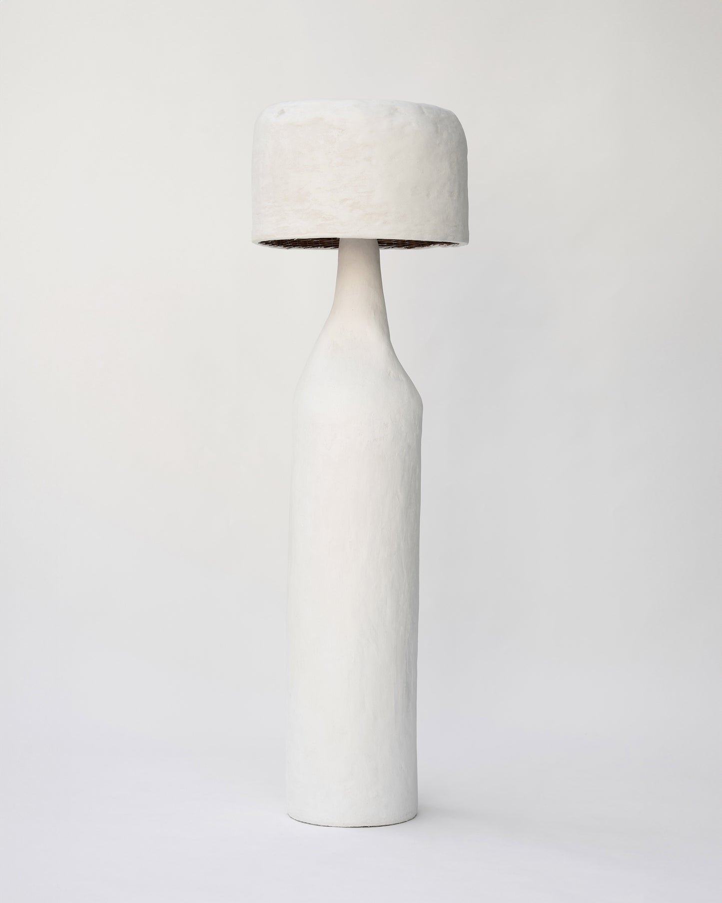 FLOOR LAMP 01