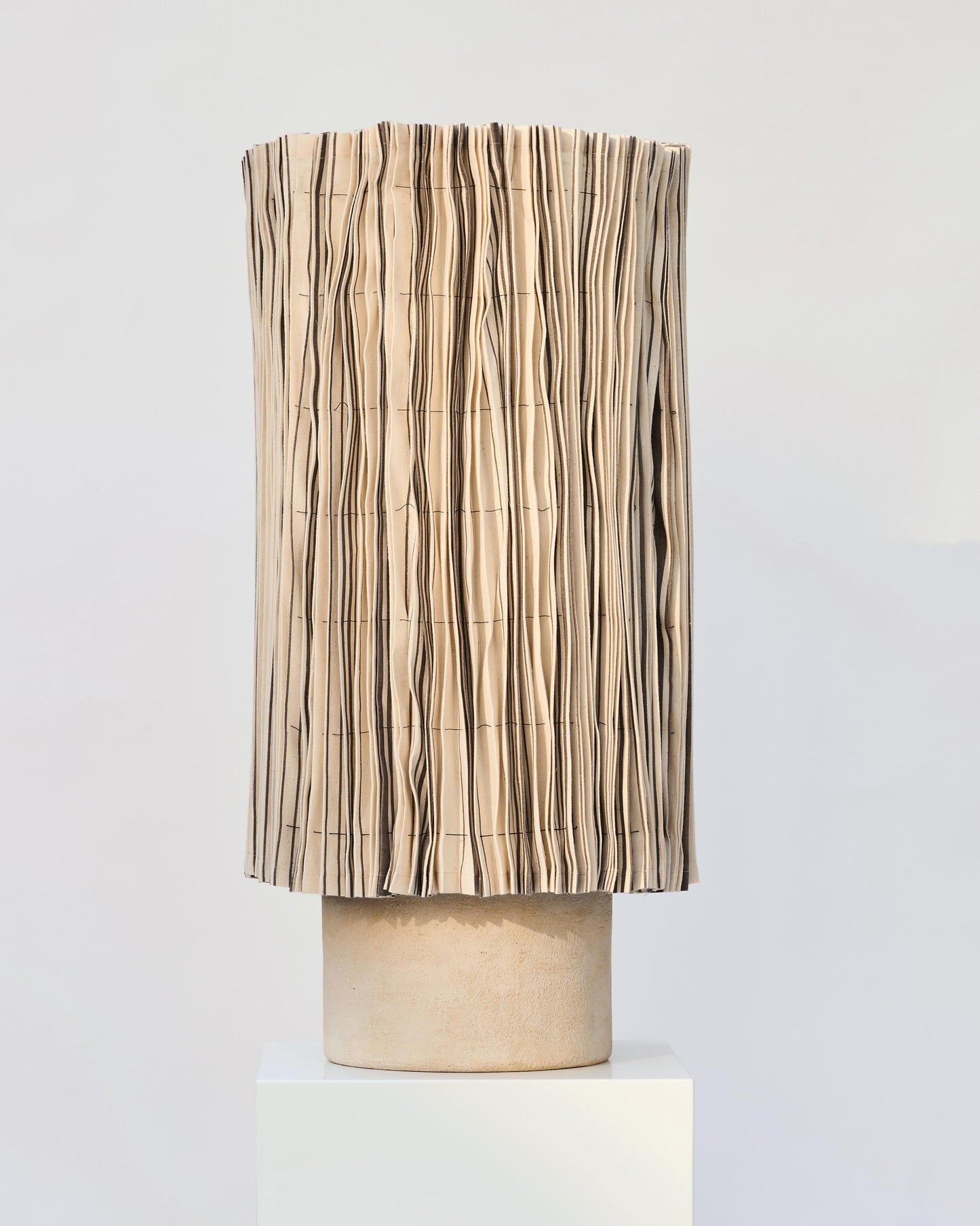 TABLE LAMP 02