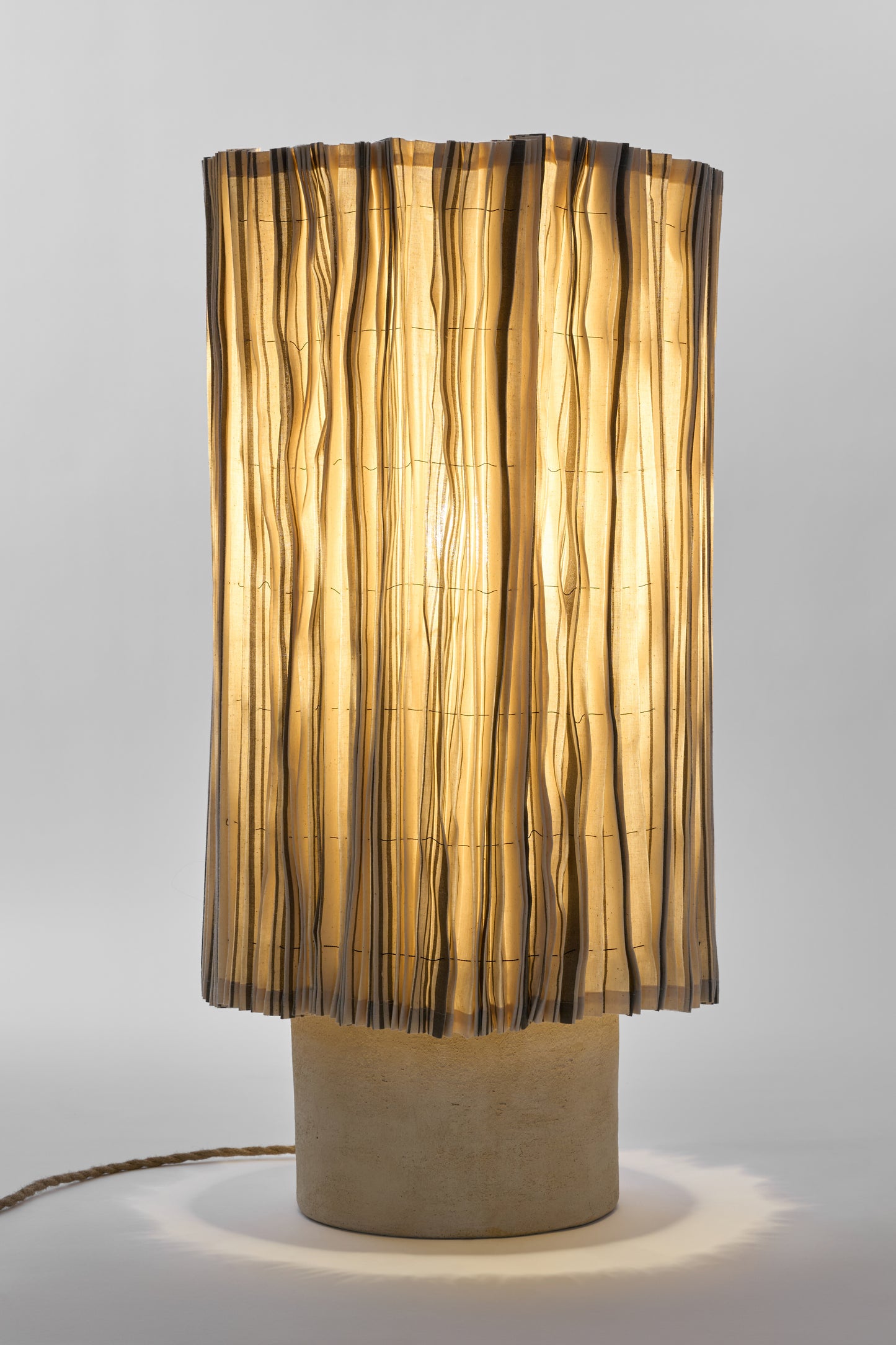 TABLE LAMP 02